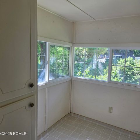 645 Ogden Canyon Road, Ogden, UT 84401