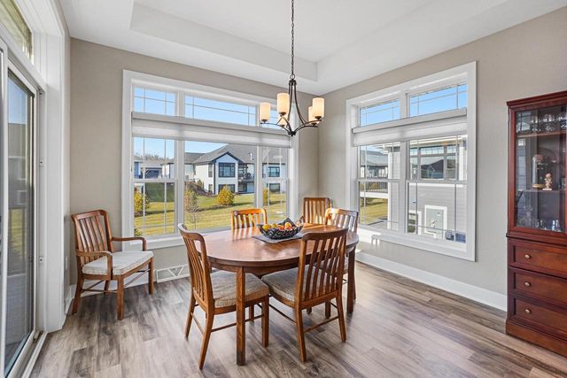 7916 E Stone Ridge DRIVE, Lannon, WI 53046