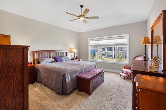 7916 E Stone Ridge DRIVE, Lannon, WI 53046