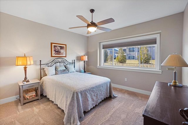 7916 E Stone Ridge DRIVE, Lannon, WI 53046