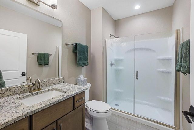 7916 E Stone Ridge DRIVE, Lannon, WI 53046