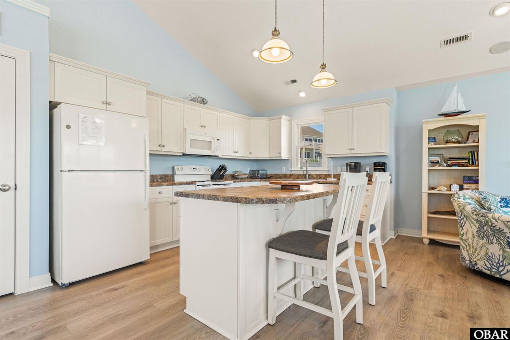 Image 17 of property listing at 719 Currituck Cay Lot 15, Corolla, NC 27927