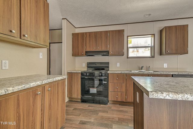 165 Brookfield Lane, Kingsport, TN 37663