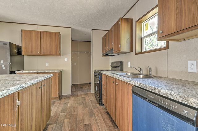 165 Brookfield Lane, Kingsport, TN 37663