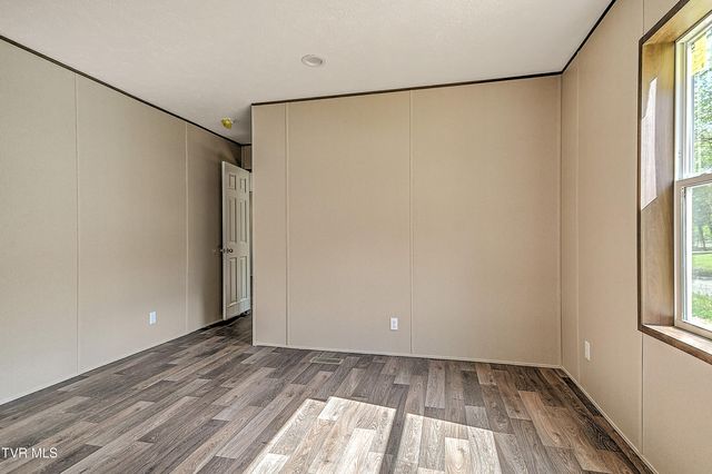 165 Brookfield Lane, Kingsport, TN 37663