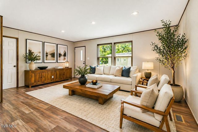 165 Brookfield Lane, Kingsport, TN 37663