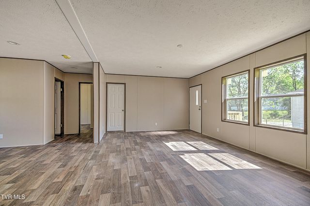 165 Brookfield Lane, Kingsport, TN 37663