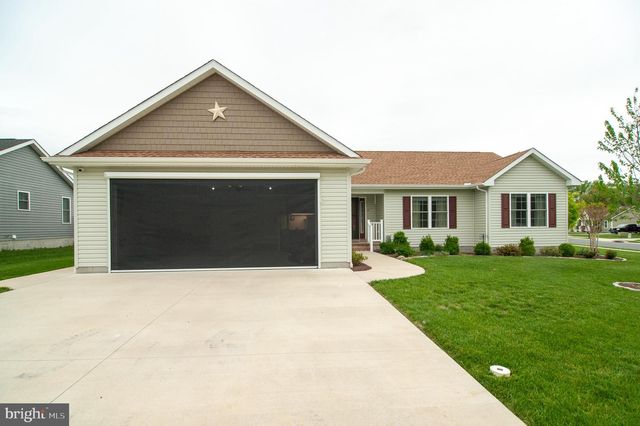 163 MAYFLOWER DR, Felton, DE 19943