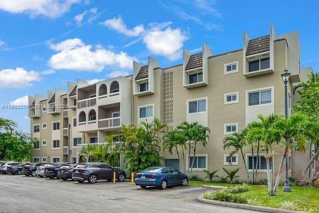 7703 Camino Real A105, Miami, FL 33143