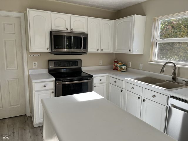 5824 Thompson Park Boulevard, Indianapolis, IN 46237