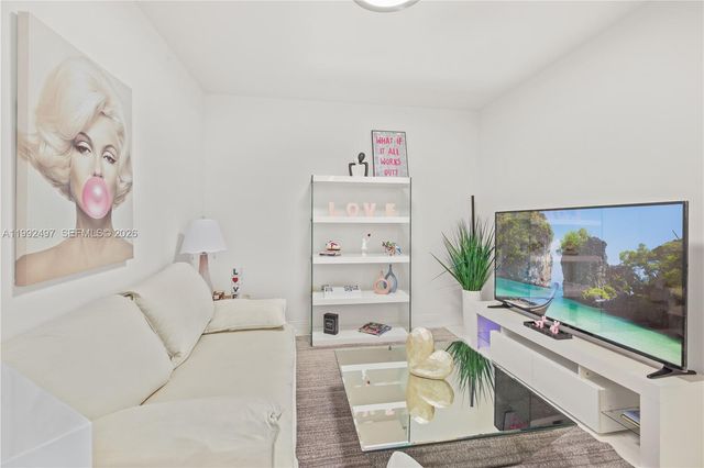 200 Biscayne Boulevard Way 5009, Miami, FL 33131