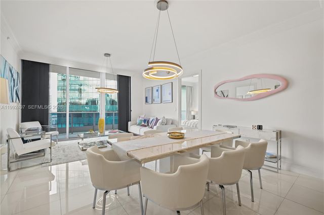 200 Biscayne Boulevard Way 5009, Miami, FL 33131