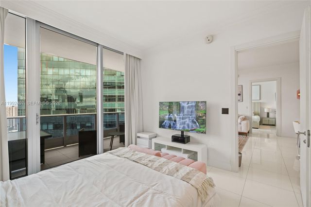 200 Biscayne Boulevard Way 5009, Miami, FL 33131