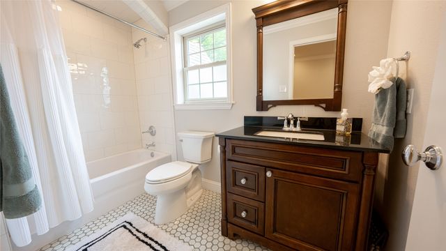 6427 Lakewood Boulevard, Dallas, TX 75214