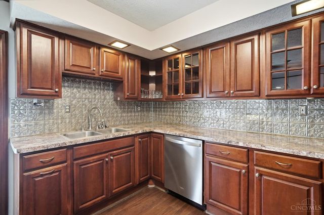 5690 Bunnell Hill Road, Clearcreek Twp., OH 45036