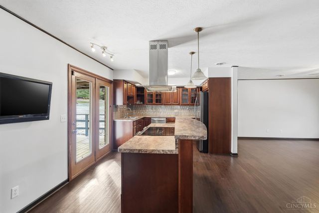 5690 Bunnell Hill Road, Clearcreek Twp., OH 45036