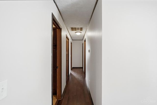 5690 Bunnell Hill Road, Clearcreek Twp., OH 45036