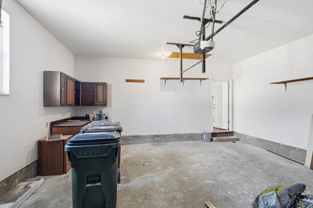 5690 Bunnell Hill Road, Clearcreek Twp., OH 45036