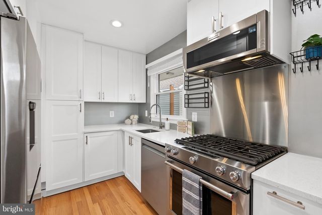 6801 DUKE DR, Alexandria, VA 22307