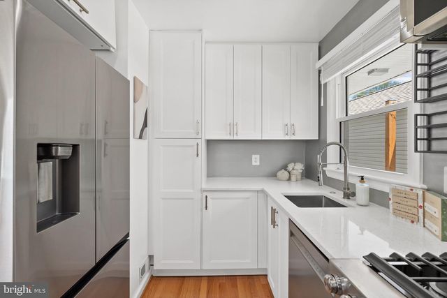 6801 DUKE DR, Alexandria, VA 22307