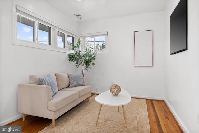 6801 DUKE DR, Alexandria, VA 22307