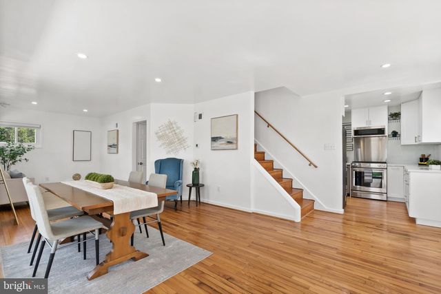 6801 DUKE DR, Alexandria, VA 22307