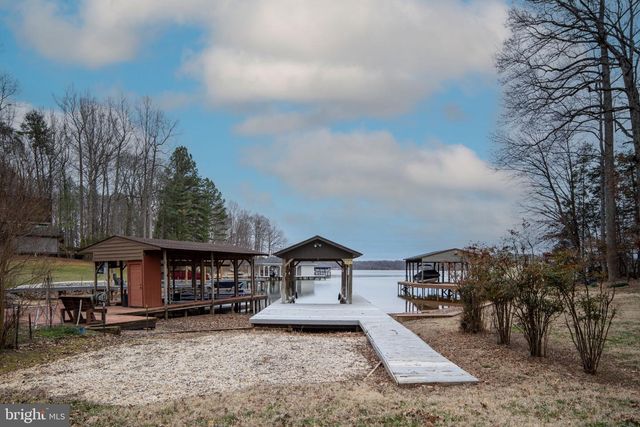 141 BECKY CT, Bumpass, VA 23024