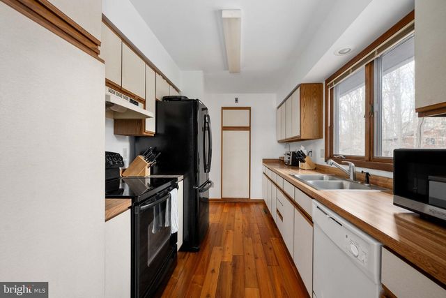 141 BECKY CT, Bumpass, VA 23024