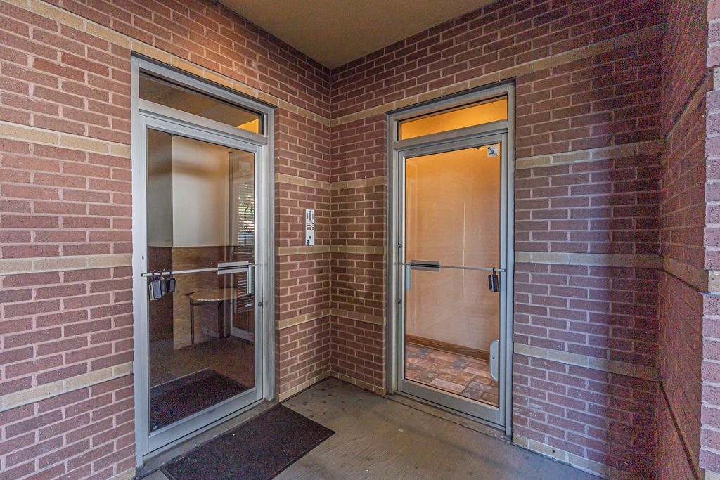 2712 N Ashland Avenue 1, Chicago, IL 60614 — photo 3