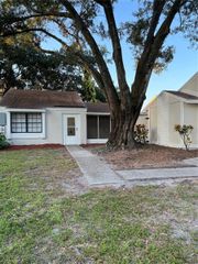 16039 GRASS LAKE DR, Tampa, FL 33618