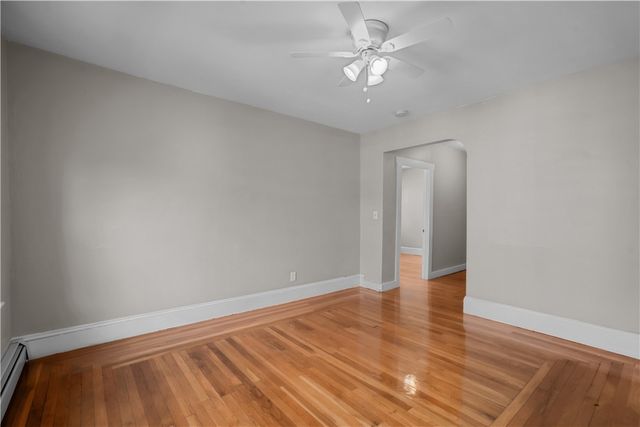 207 Oakland Avenue 3, Providence, RI 02908
