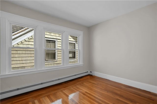 207 Oakland Avenue 3, Providence, RI 02908