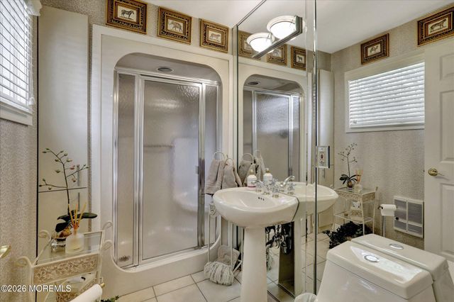 6 Lake Ontario Lane, Morganville, NJ 07751