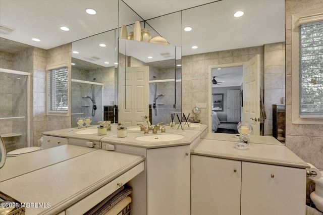 6 Lake Ontario Lane, Morganville, NJ 07751