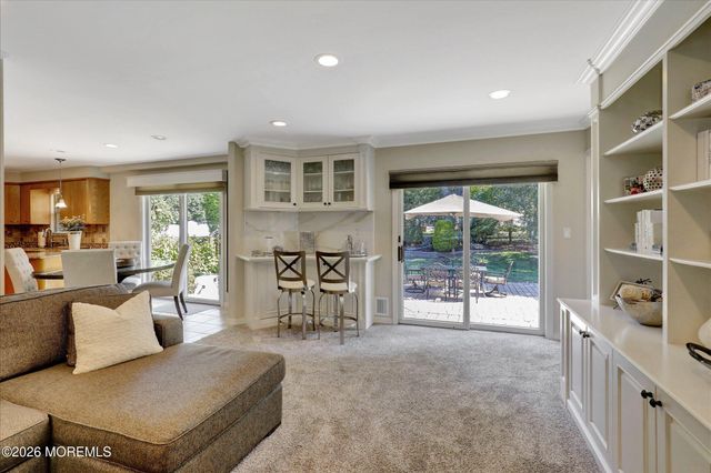 6 Lake Ontario Lane, Morganville, NJ 07751