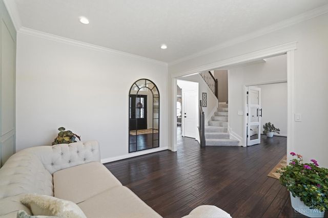 5733 Ferdinand Dr, West Chester, OH 45069