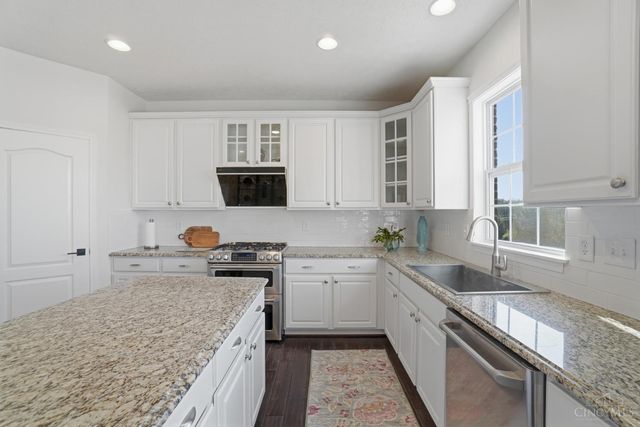 5733 Ferdinand Dr, West Chester, OH 45069