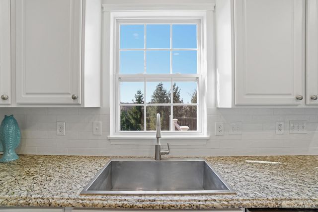 5733 Ferdinand Dr, West Chester, OH 45069