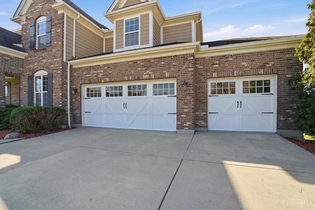 5733 Ferdinand Dr, West Chester, OH 45069