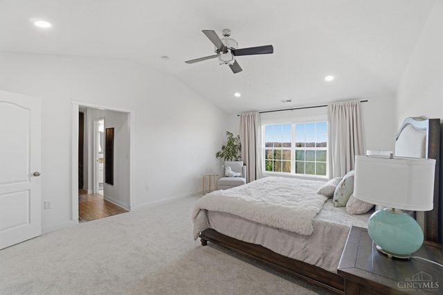 5733 Ferdinand Dr, West Chester, OH 45069