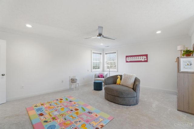 5733 Ferdinand Dr, West Chester, OH 45069