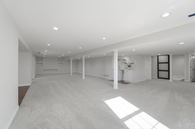 5733 Ferdinand Dr, West Chester, OH 45069