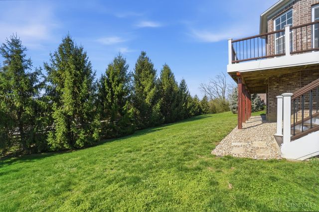 5733 Ferdinand Dr, West Chester, OH 45069