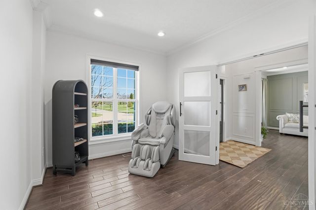 5733 Ferdinand Dr, West Chester, OH 45069