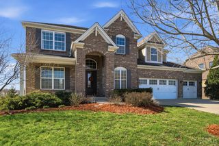5733 Ferdinand Dr, West Chester, OH 45069
