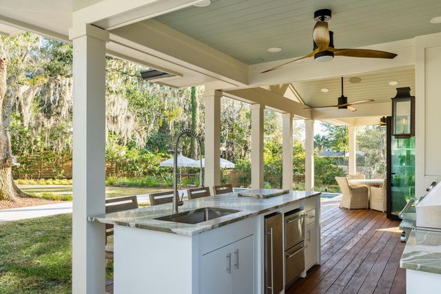 319 Hobcaw Drive, Mount Pleasant, SC 29464