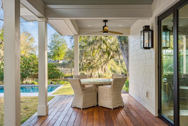 319 Hobcaw Drive, Mount Pleasant, SC 29464