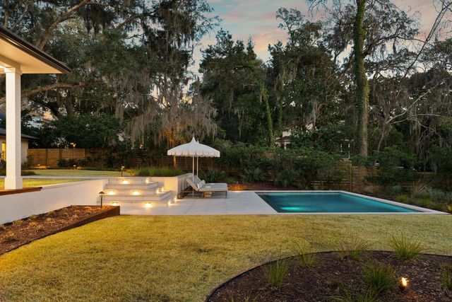 319 Hobcaw Drive, Mount Pleasant, SC 29464