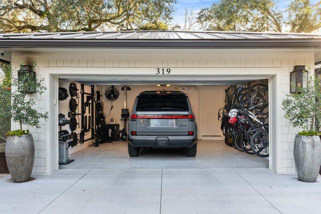 319 Hobcaw Drive, Mount Pleasant, SC 29464