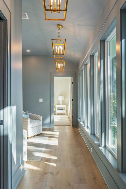 Image 29 of property listing at 319 Hobcaw Drive, Mount Pleasant, SC 29464